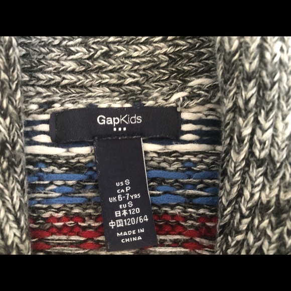 Boys knitted cardigan Size Small - Picture 3 of 3